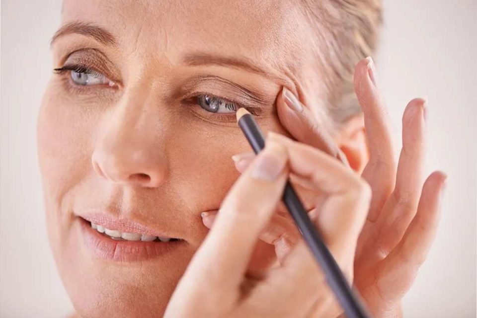 How To Wear Makeup After 50 Years_